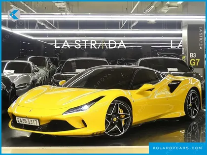FERRARI F8 3.9 V8