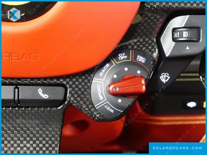 FERRARI F8 3.9 V8