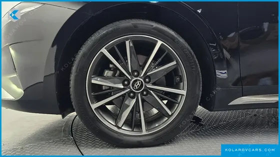 HYUNDAI GRANDEUR 3.0 LPI RENT CAR