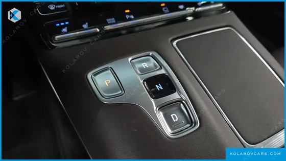HYUNDAI GRANDEUR 3.0 LPI RENT CAR