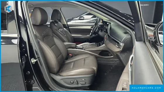 HYUNDAI GRANDEUR 3.0 LPI RENT CAR