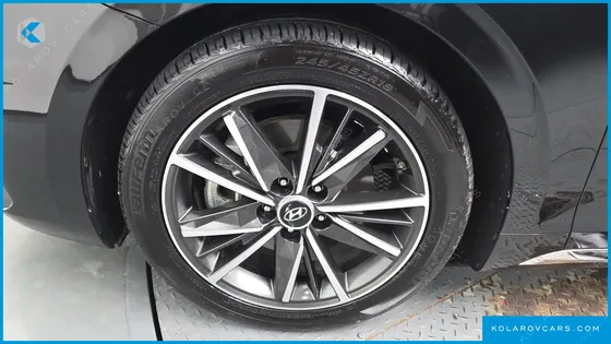 HYUNDAI GRANDEUR 2.5
