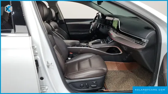 HYUNDAI GRANDEUR 3.0 LPI RENT CAR