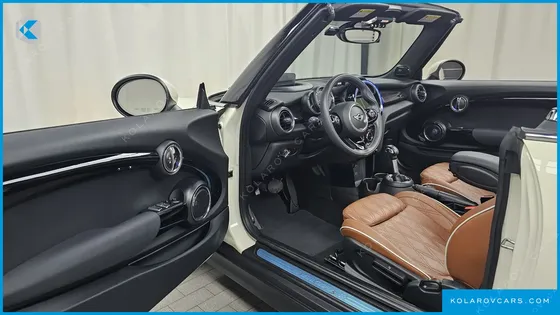 MINI COOPER CONVERTIBLE STANDARD