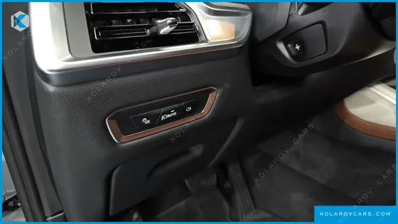 BMW X7 XDRIVE 40I DESIGN PURE EXCELLENCE 7-SEATER