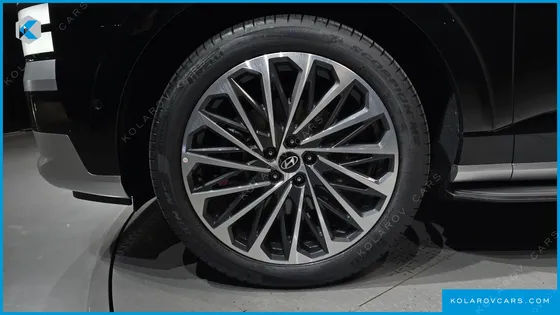 HYUNDAI PALISADE GASOLINE 2.5T 4WD 7-SEATER