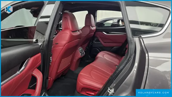MASERATI LEVANTE 3.0 AWD GRANSPORT