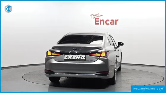 LEXUS ES LUXURY PLUS
