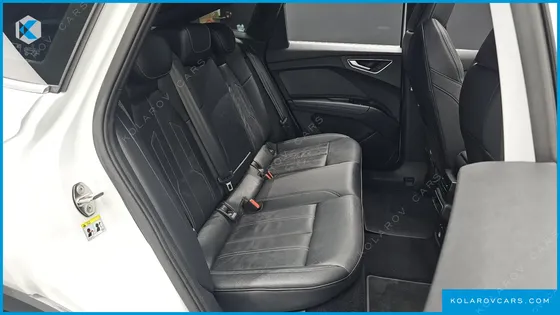 AUDI Q4 E-TRON 40 PREMIUM SPORTBACK