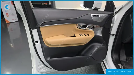 VOLVO XC90 B6 INSCRIPTION