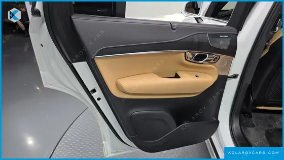 VOLVO XC90 B6 INSCRIPTION