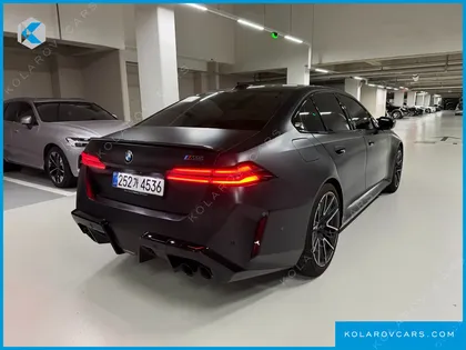 BMW M5 M5 SEDAN