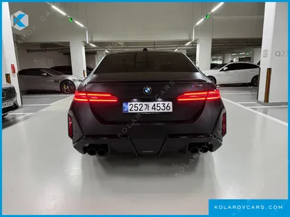 BMW M5 M5 SEDAN