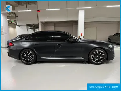 BMW M5 M5 SEDAN