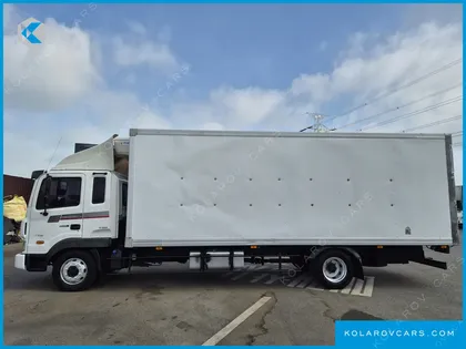 HYUNDAI MEGA TRUCK GOLD
