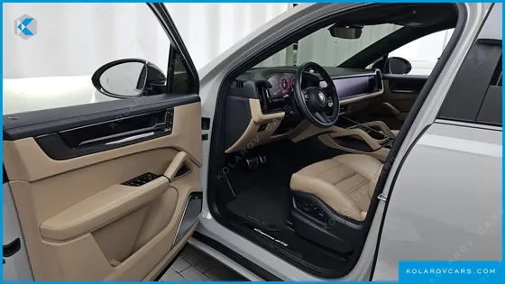 PORSCHE CAYENNE 4.0 GTS COUPE