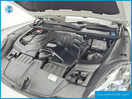 PORSCHE CAYENNE 3.0 PLATINUM EDITION
