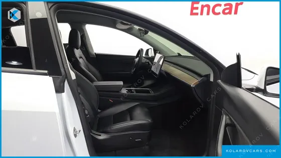 TESLA MODEL Y STANDARD RANGE RWD