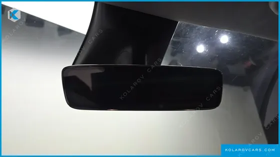 TESLA MODEL Y STANDARD RANGE RWD