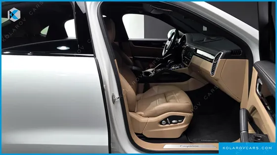 PORSCHE CAYENNE 3.0 COUPE