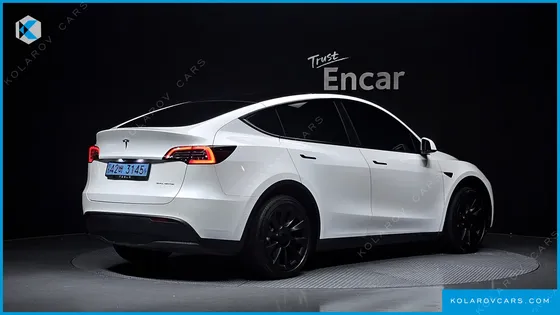 TESLA MODEL Y LONG RANGE AWD