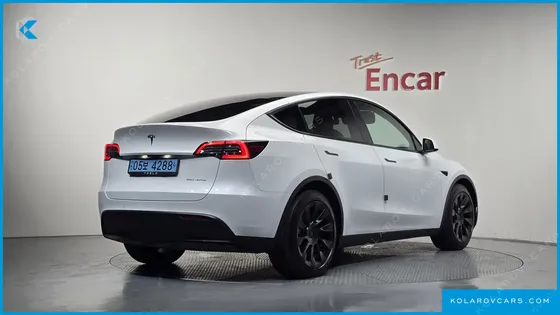 TESLA MODEL Y LONG RANGE AWD