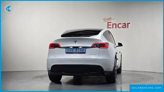 TESLA MODEL Y LONG RANGE AWD