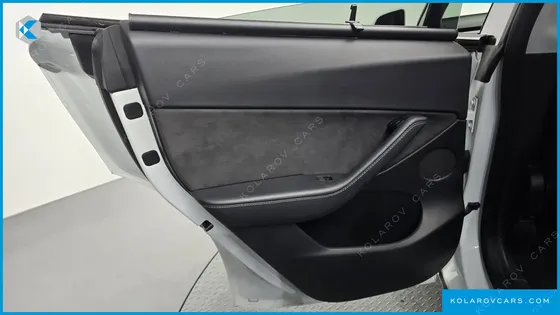 TESLA MODEL Y LONG RANGE AWD