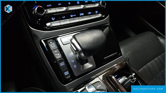 GENESIS EQ900 3.8 GDI AWD