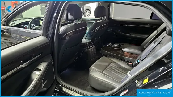 GENESIS EQ900 3.8 GDI AWD