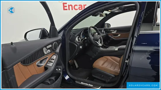 MERCEDES GLC-CLASS GLC300E 4MATIC COUPE PREMIUM PACKAGE