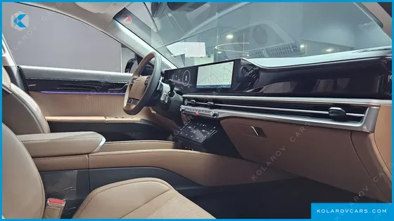 HYUNDAI GRANDEUR 2,5 GASOLINE 2WD