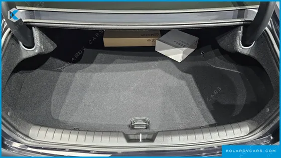 HYUNDAI GRANDEUR 2,5 GASOLINE 2WD