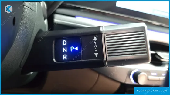 HYUNDAI GRANDEUR 2,5 GASOLINE 2WD