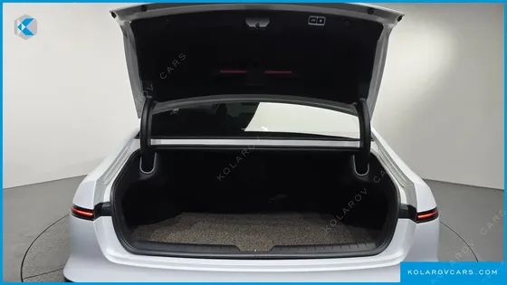 HYUNDAI GRANDEUR 2,5 GASOLINE 2WD