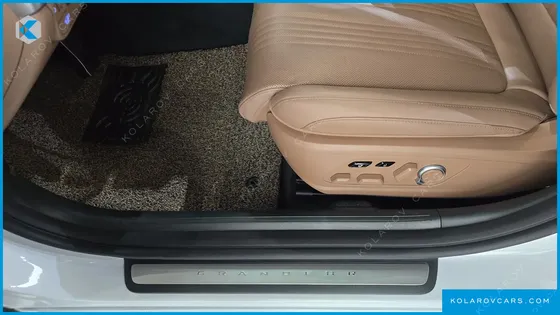 HYUNDAI GRANDEUR 2,5 GASOLINE 2WD