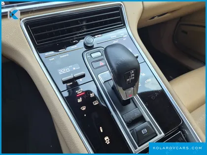 PORSCHE PANAMERA 3.0