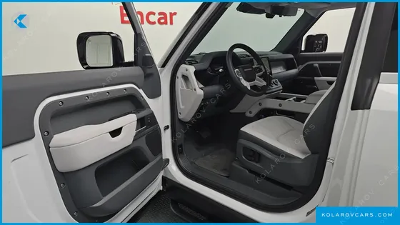 LAND ROVER DEFENDER 90 D250 X-DYNAMIC SE