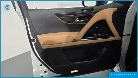 LEXUS LX 700H LUXURY
