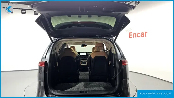 KIA CARNIVAL GASOLINE 9-SEATER SIGNATURE