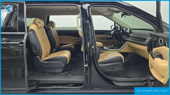 KIA CARNIVAL 9-SEATER NOBLESSE