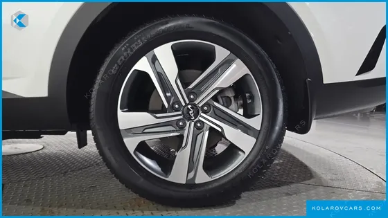 KIA SORENTO HEV 1.6 2WD