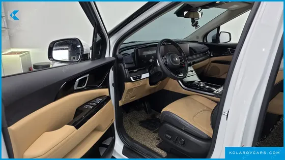 KIA CARNIVAL 9-SEATER NOBLESSE