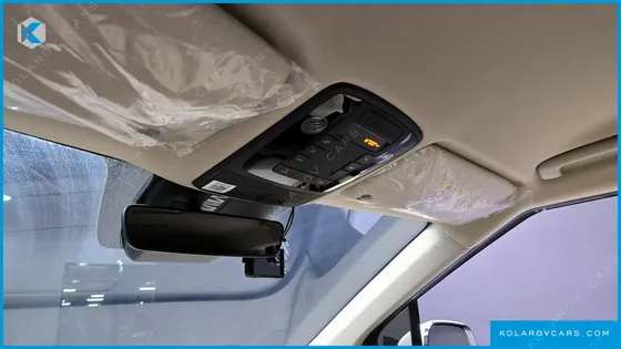 KIA CARNIVAL 7-SEATER SIGNATURE