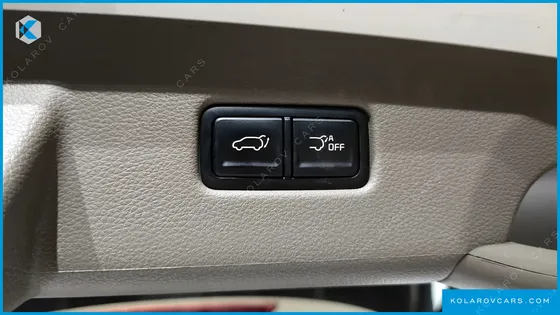 KIA CARNIVAL 7-SEATER SIGNATURE