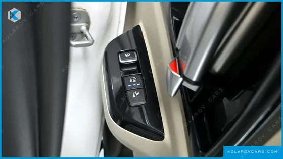 KIA CARNIVAL 7-SEATER SIGNATURE