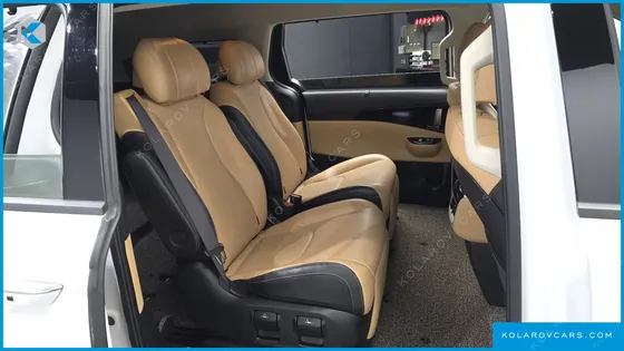 KIA CARNIVAL 7-SEATER SIGNATURE