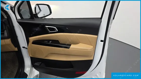 KIA CARNIVAL 7-SEATER SIGNATURE