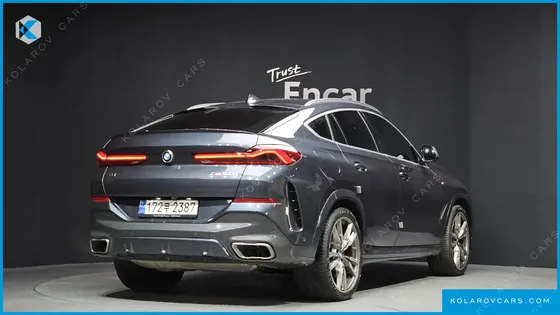 BMW X6 M50I