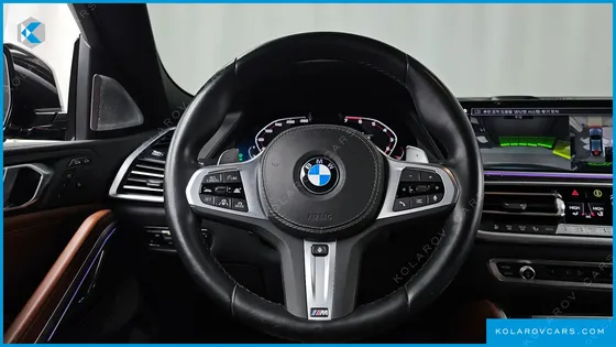 BMW X6 M50I